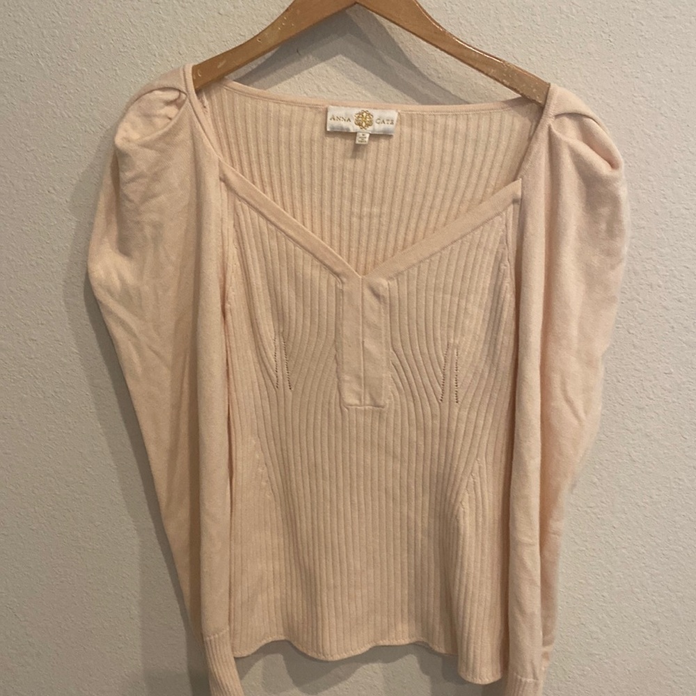 Anna Cate medium pink sweater
